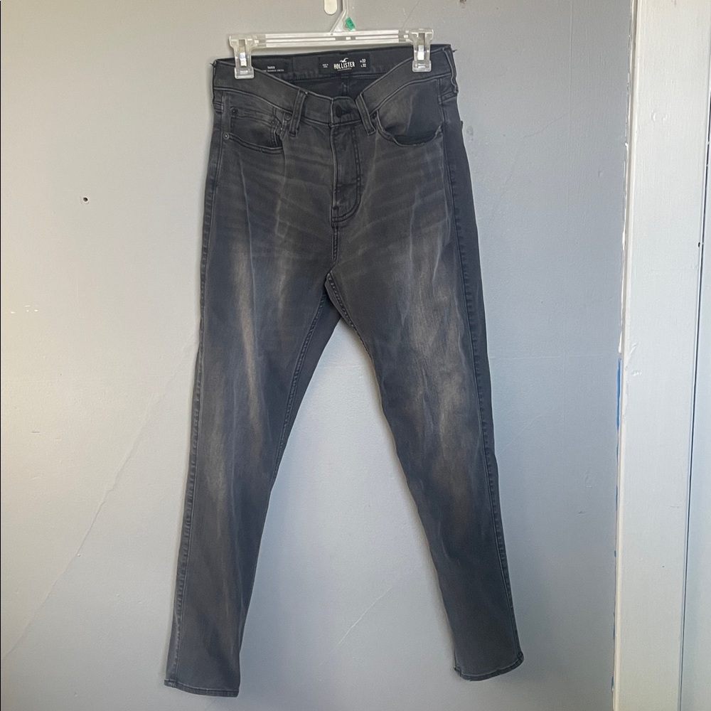 Hollister men’s 32 x 32 black faded advanced stretch taper jeans casual normcore
